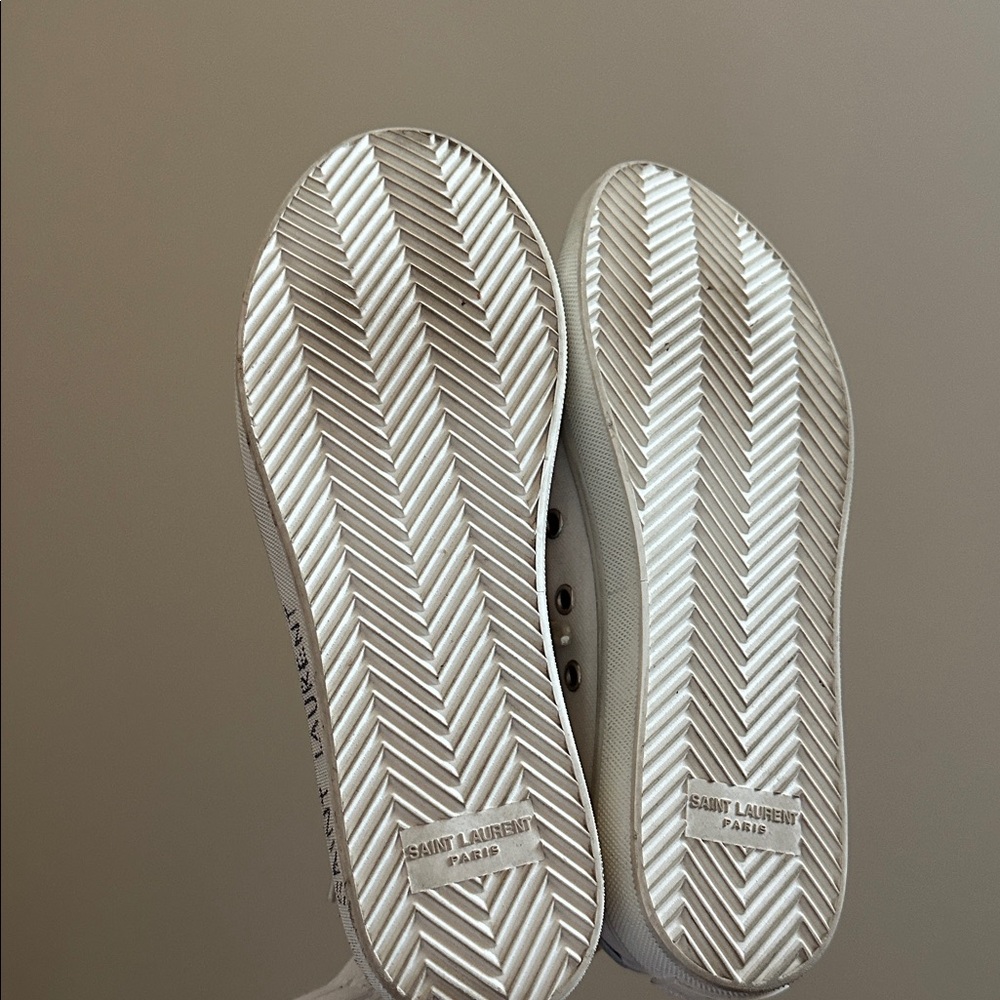 Saint Laurent Malibu Canvas Sneaker - White Distressed Logo 37.5 or 7/7.5 - Picture 13 of 14